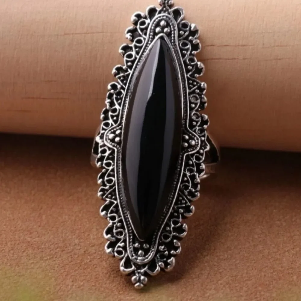 Statement Ring!  Antiqued Silver and Black! - Picture 2 of 7